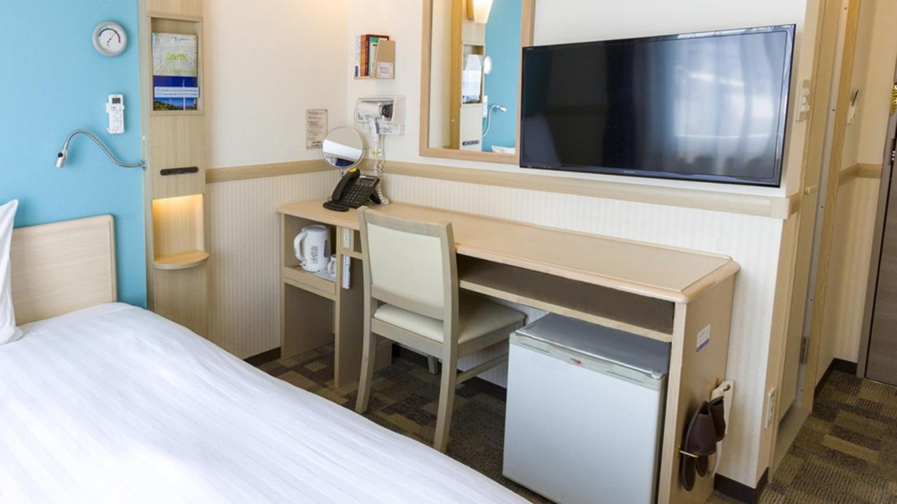 Toyoko Inn Osaka Tenjinbashi-Suji Rokuchome Exteriör bild